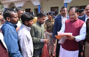 भीषण गर्मी में राहत: सुखबासुपारा में नलकूप खनन से दूर हुई पेयजल समस्या, ग्रामीणों ने मुख्यमंत्री का जताया आभार