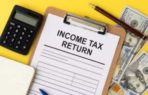ITR Filing 2026: गलत फॉर्म चुना तो आ सकता है नोटिस, फ्रीलांसर और सैलरी वाले ऐसे चुनें सही आईटीआर फॉर्म